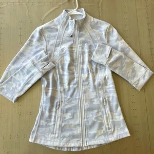 Lululemon white camo define jacket size 8